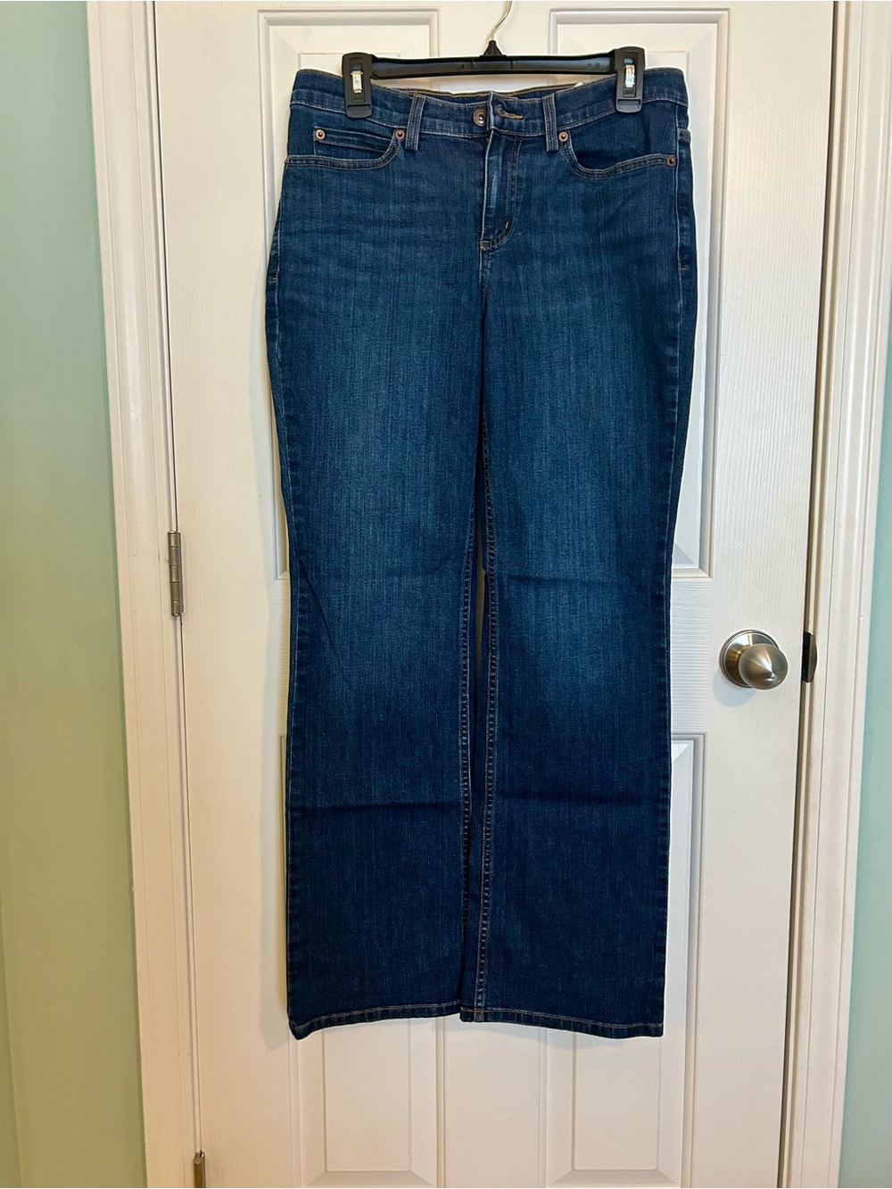 Duluth Classic Women's Dark Blue Straight-Leg Jeans